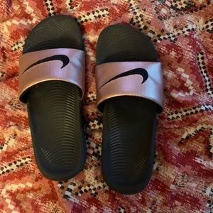 Nike slides